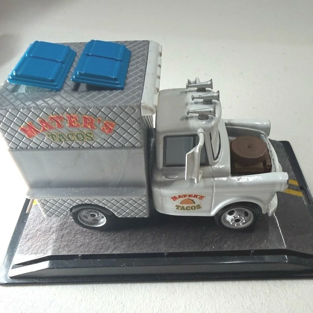 Disney Pixar Cars Maters Tacos Food Truck Diecast Display Base T608-1120-9 12038